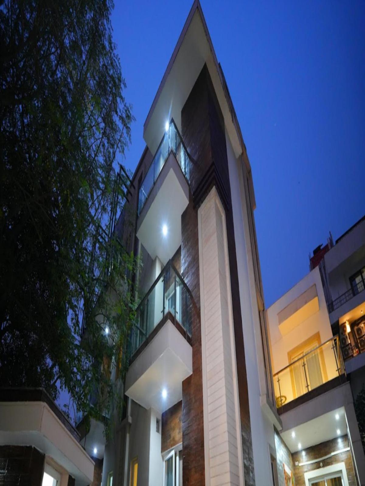 Mallenzo Suites Dlf Phase 1 Ґурґаон Екстер'єр фото