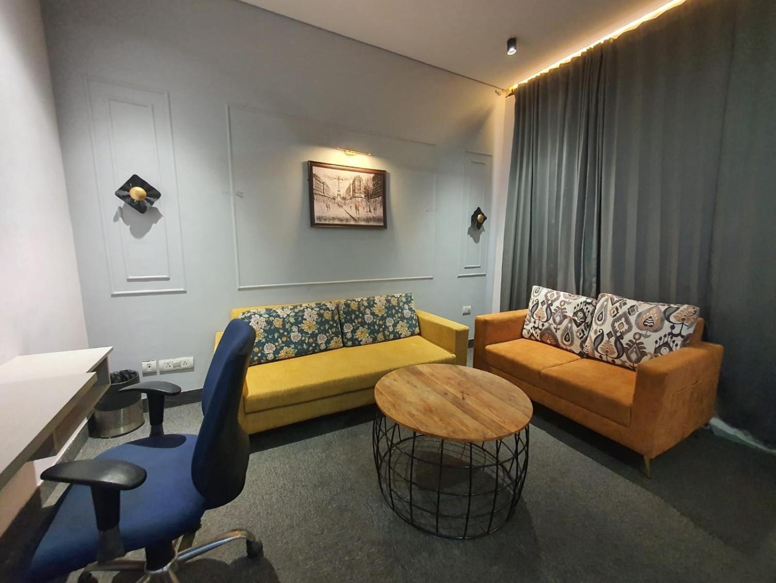 Mallenzo Suites Dlf Phase 1 Ґурґаон Екстер'єр фото