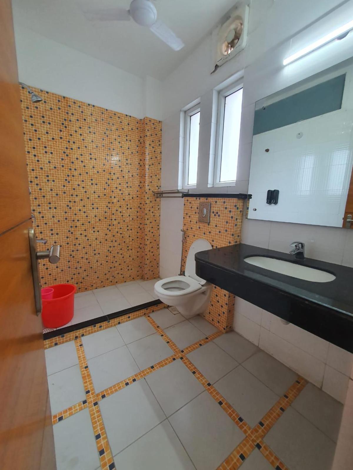 Mallenzo Suites Dlf Phase 1 Ґурґаон Екстер'єр фото
